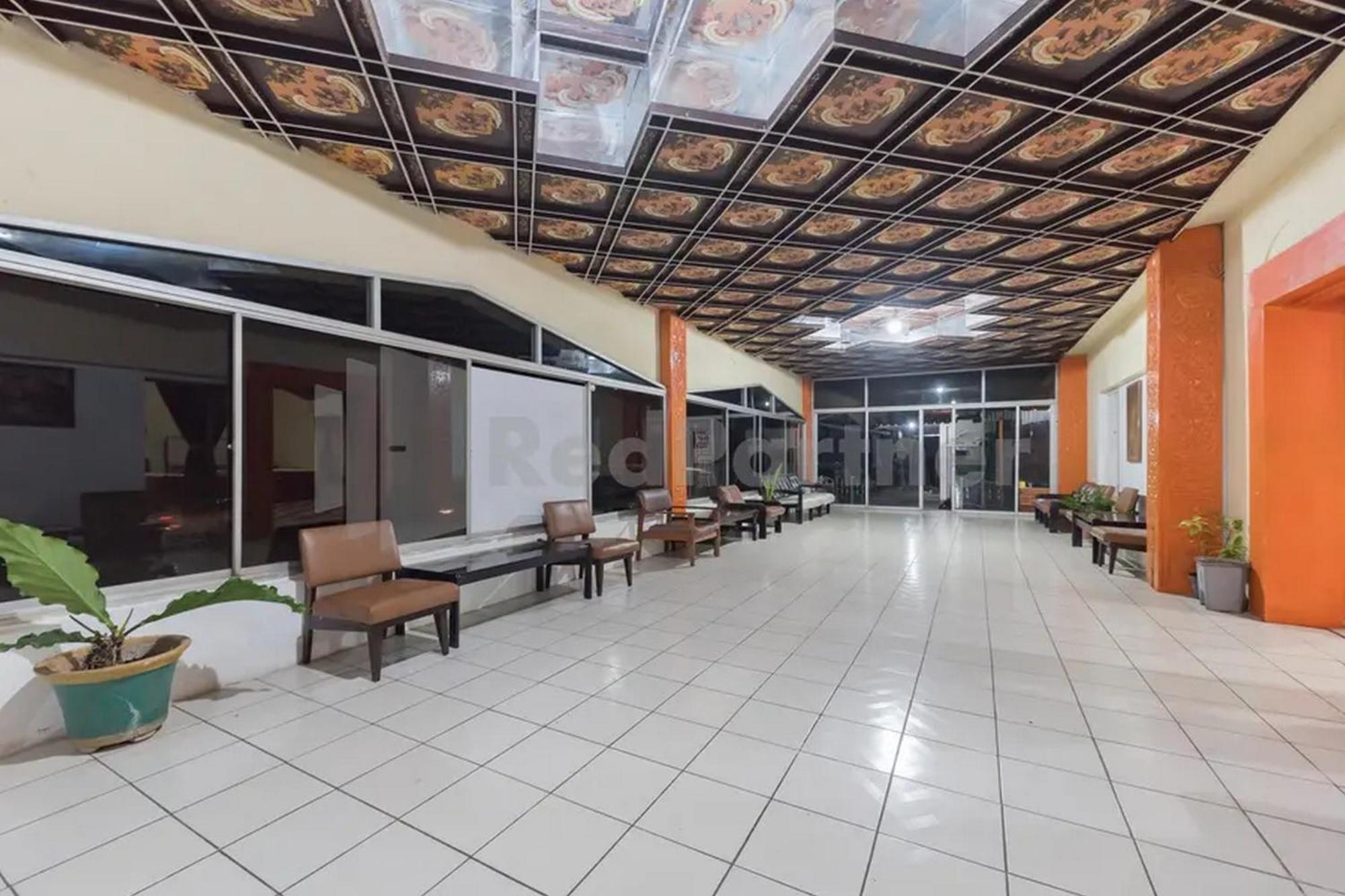 Hotel Linggarjati Near Natural Park Twa Linggarjati Экстерьер фото