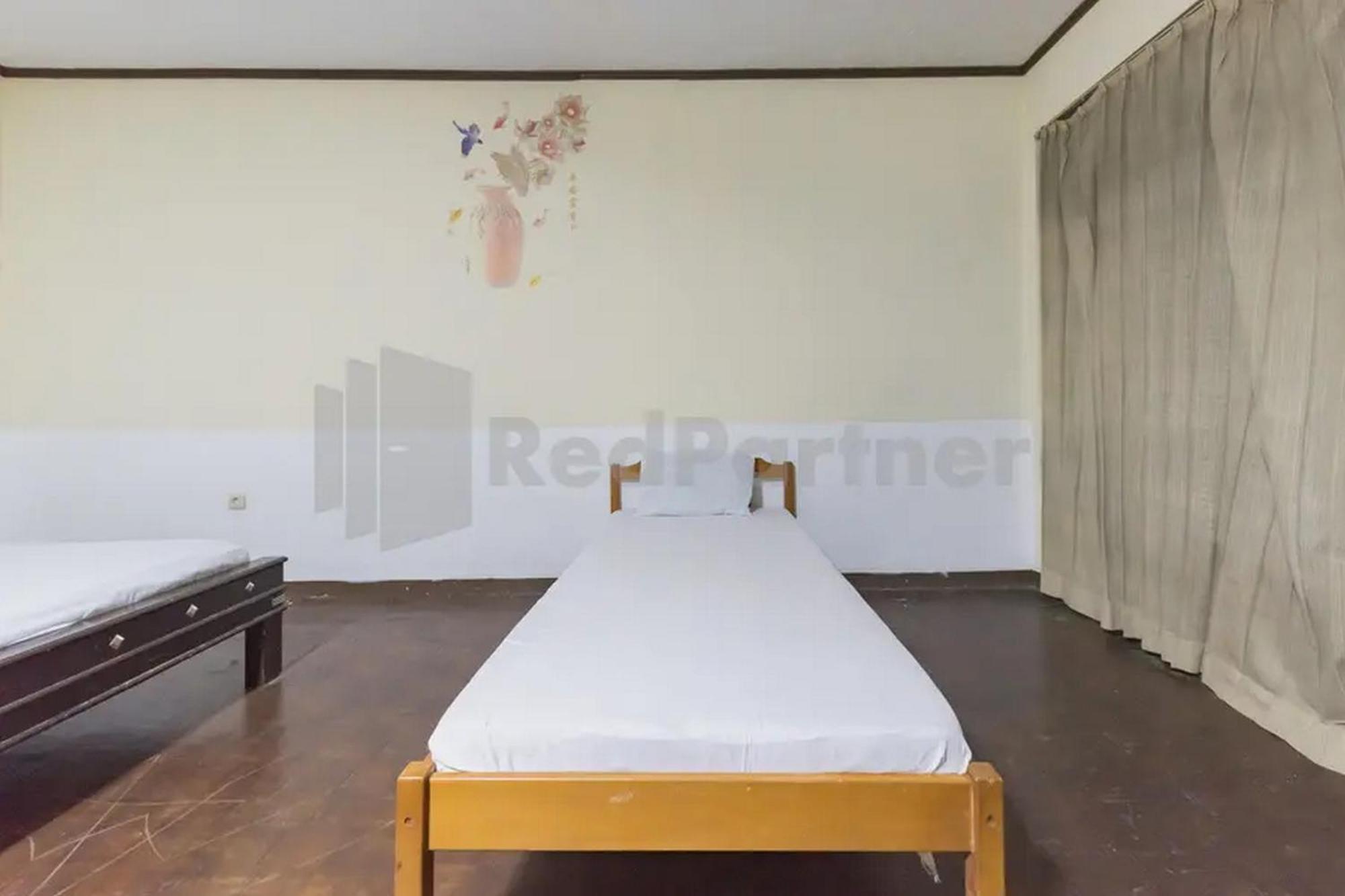 Hotel Linggarjati Near Natural Park Twa Linggarjati Экстерьер фото
